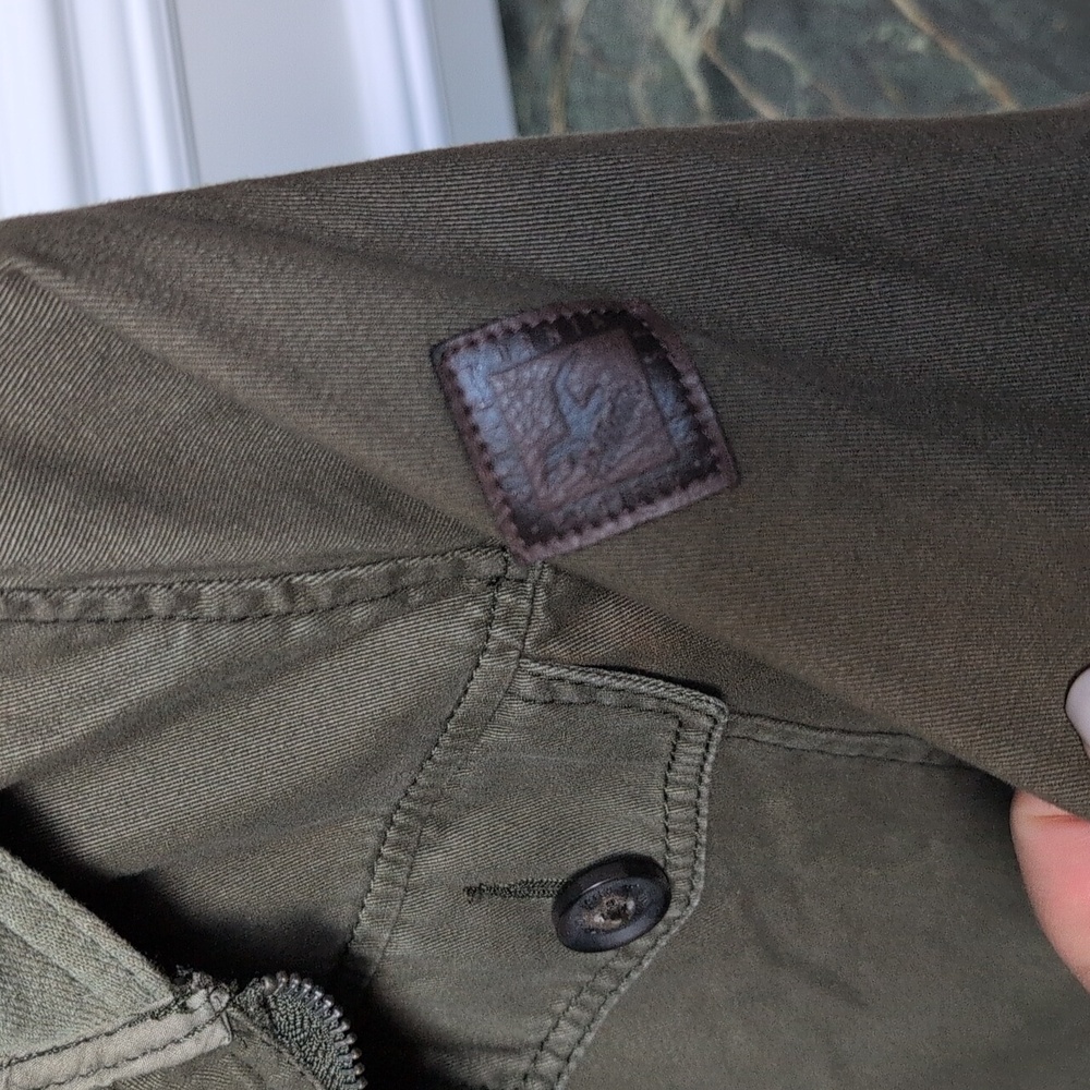 Hollister Women's Jacket. Army Green. Size Small - Picture 6 of 10